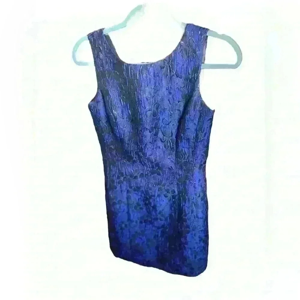 Aiden Mattox size 4 holiday dress. Dark blue and black with shimmer